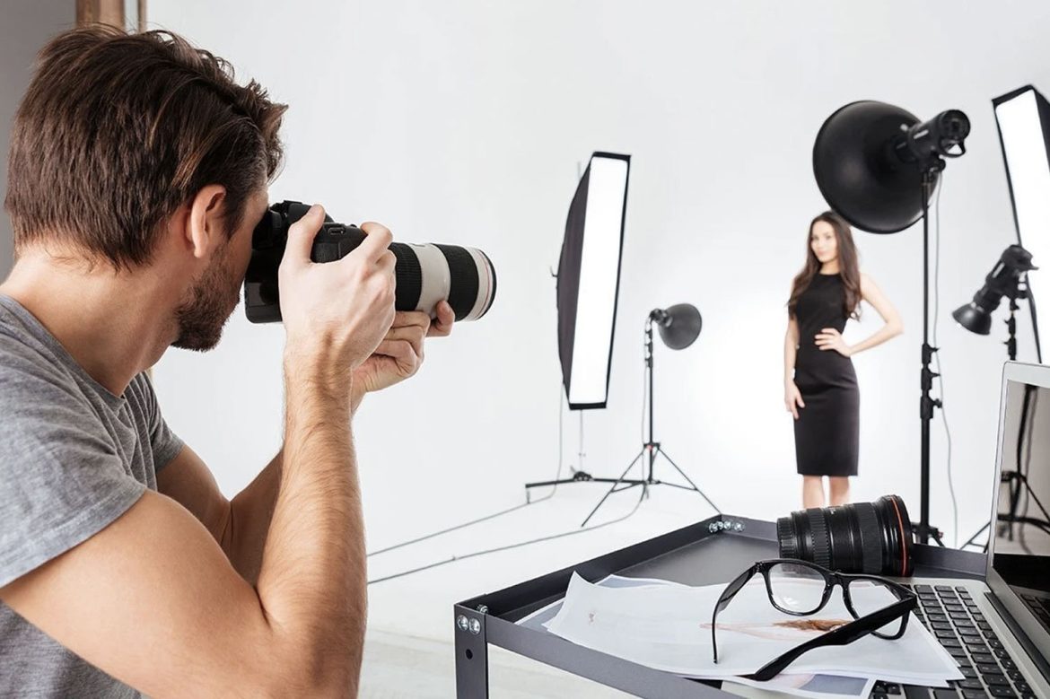 5 Things To Outsource For A Successful Photography Career